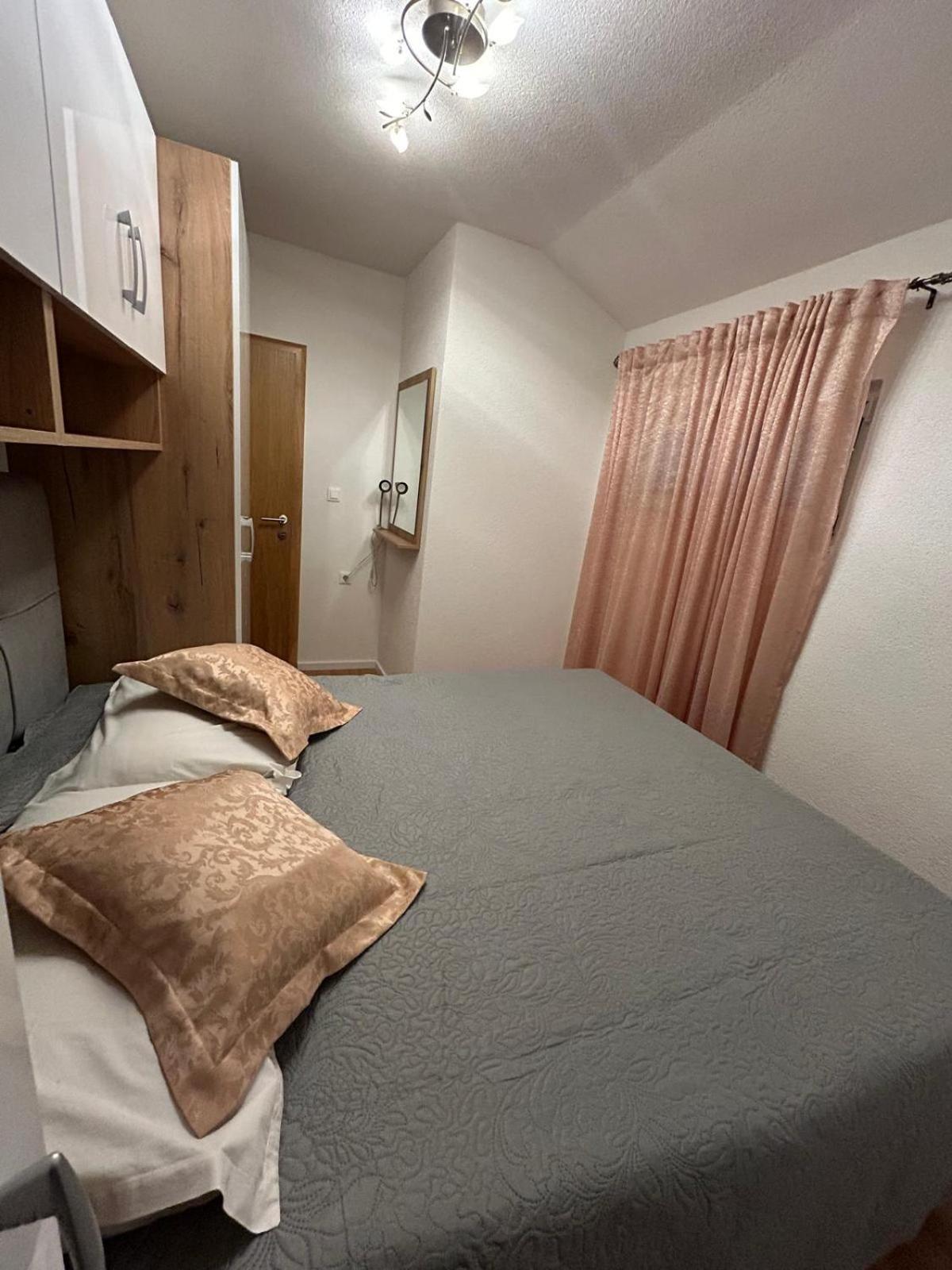 Apartment Lovre Topic Baška Voda المظهر الخارجي الصورة