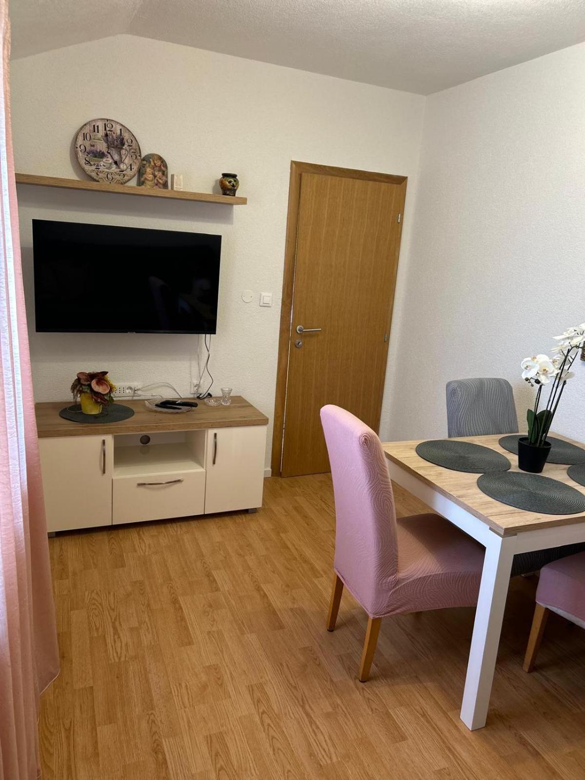 Apartment Lovre Topic Baška Voda المظهر الخارجي الصورة